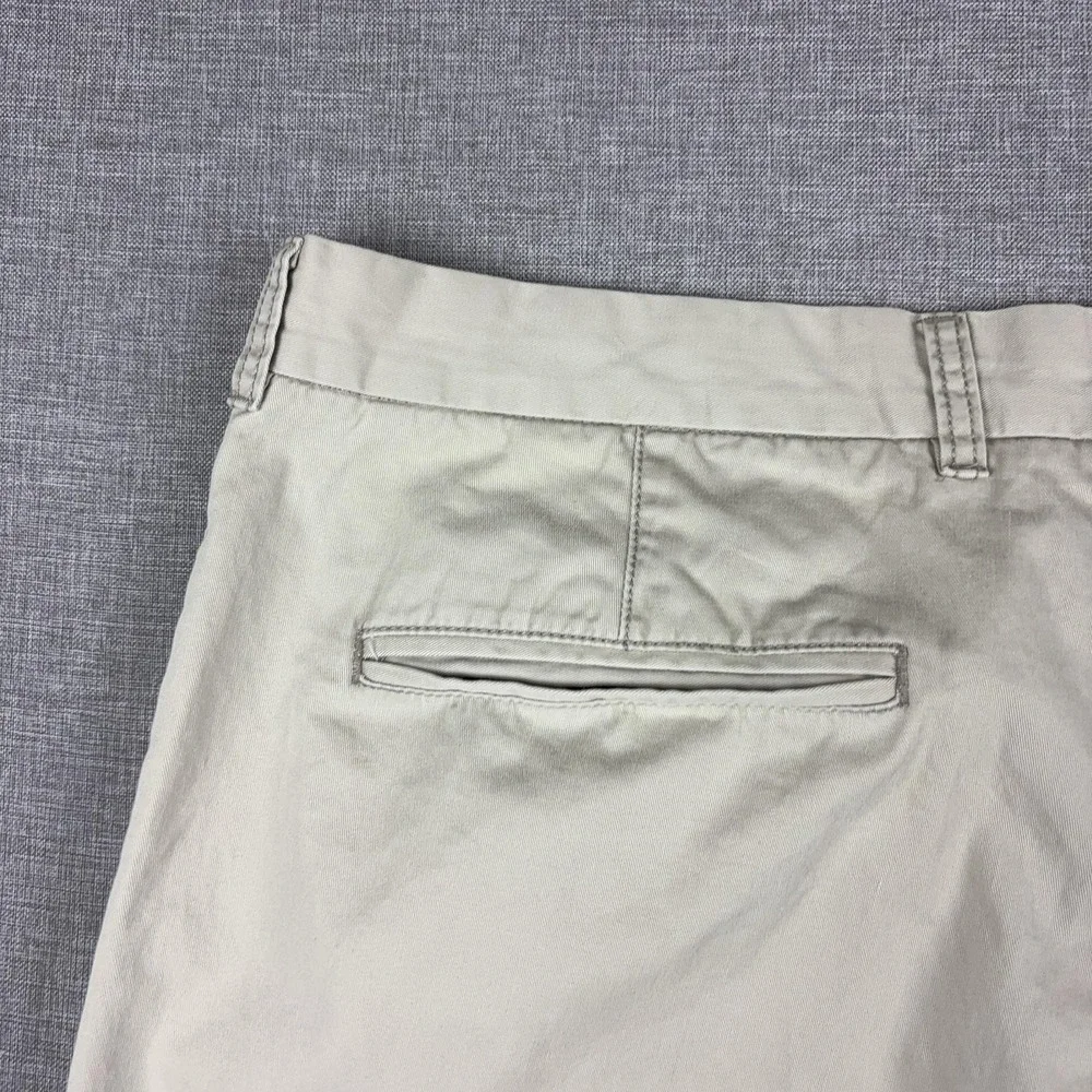 Tommy Bahama Pants Mens 38x30 Beige Chino Relaxed Fit Flat Front Marlin Logo